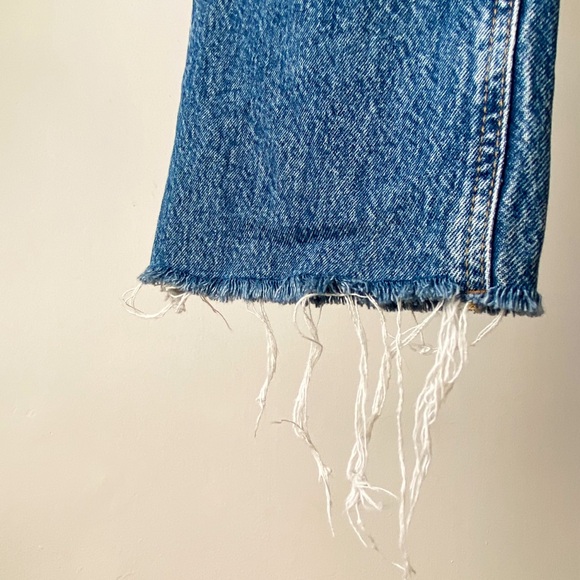 Modern High-Waisted Light Wash Flared Bootcut Jeans by Dynamite, Size 27 - Picture 5 of 8